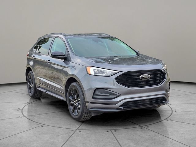 Certified 2024 Ford Edge SE w/ Black Appearance Package AWD/4WD image 14
