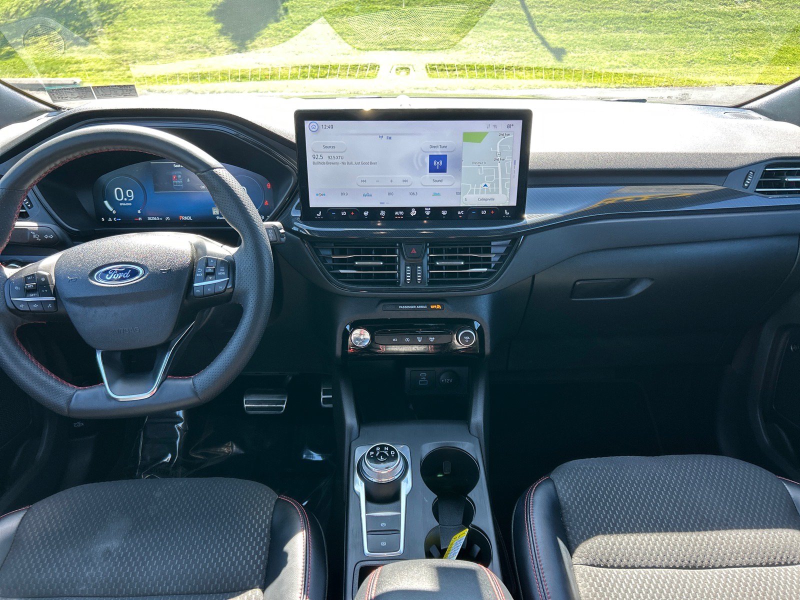 Certified 2023 Ford Escape ST-Line Select w/ Tech Pack #2 AWD/4WD image 3