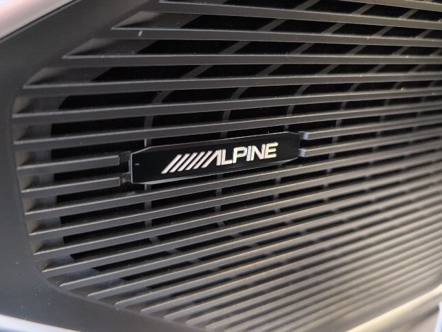 Used 2023 Jeep Wagoneer Series II AWD/4WD image 15