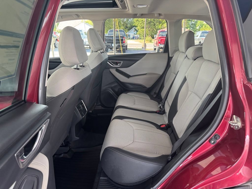 Used 2021 Subaru Forester Premium AWD/4WD image 21