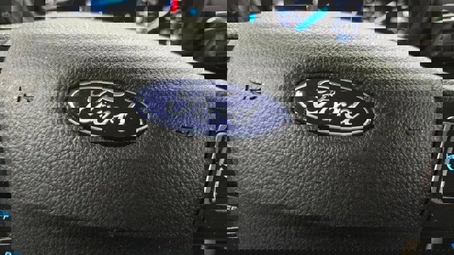 Certified 2022 Ford EcoSport SE image 36