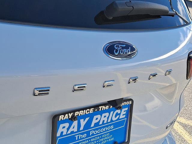 Certified 2023 Ford Escape ST-Line Select w/ Tech Pack #2 image 31