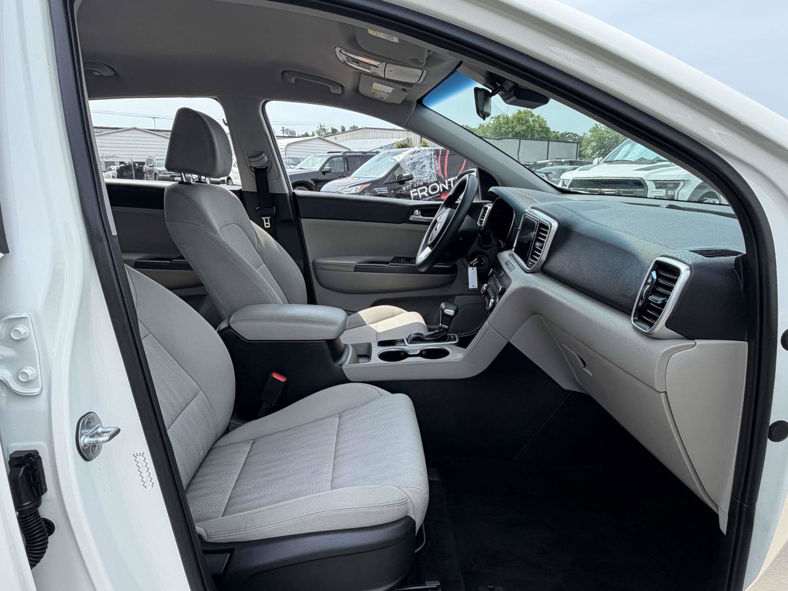 Used 2020 Kia Sportage LX AWD/4WD image 28
