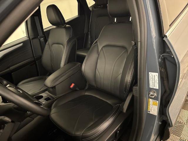 Certified 2025 Ford Escape SE w/ PHEV Premium Package image 17