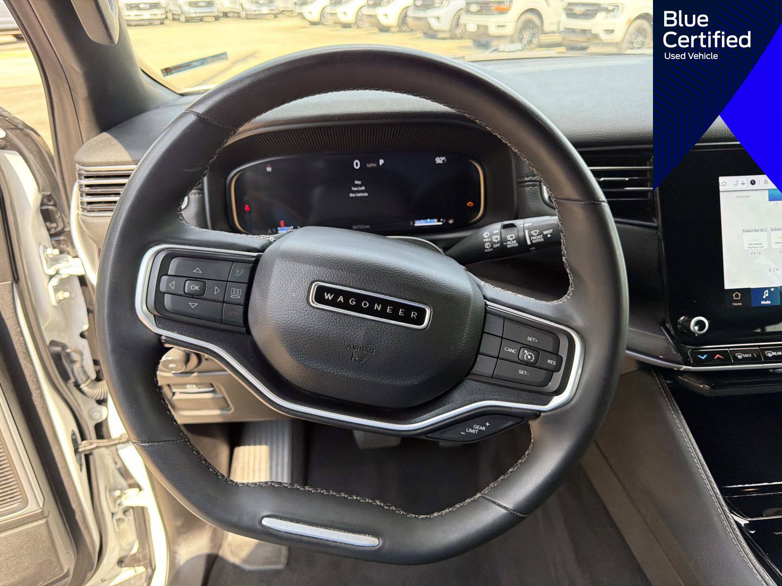Used 2024 Jeep Wagoneer L 4WD image 29
