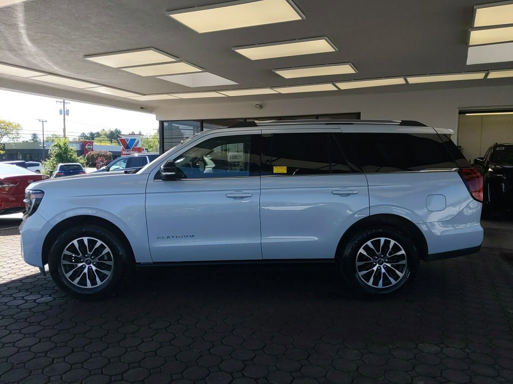Certified 2025 Ford Expedition Platinum AWD/4WD image 10
