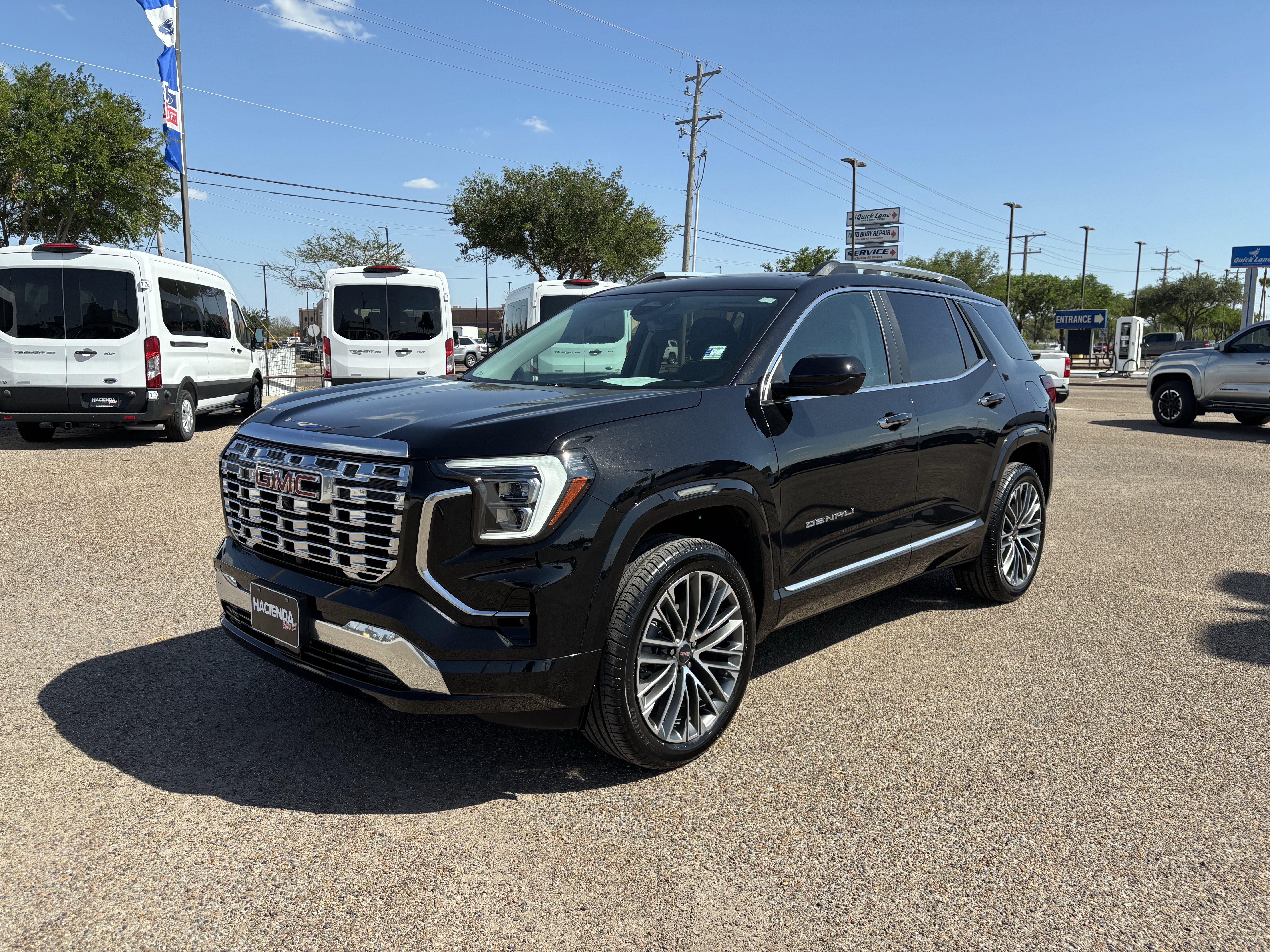 Used 2026 GMC Terrain Denali AWD/4WD image 1
