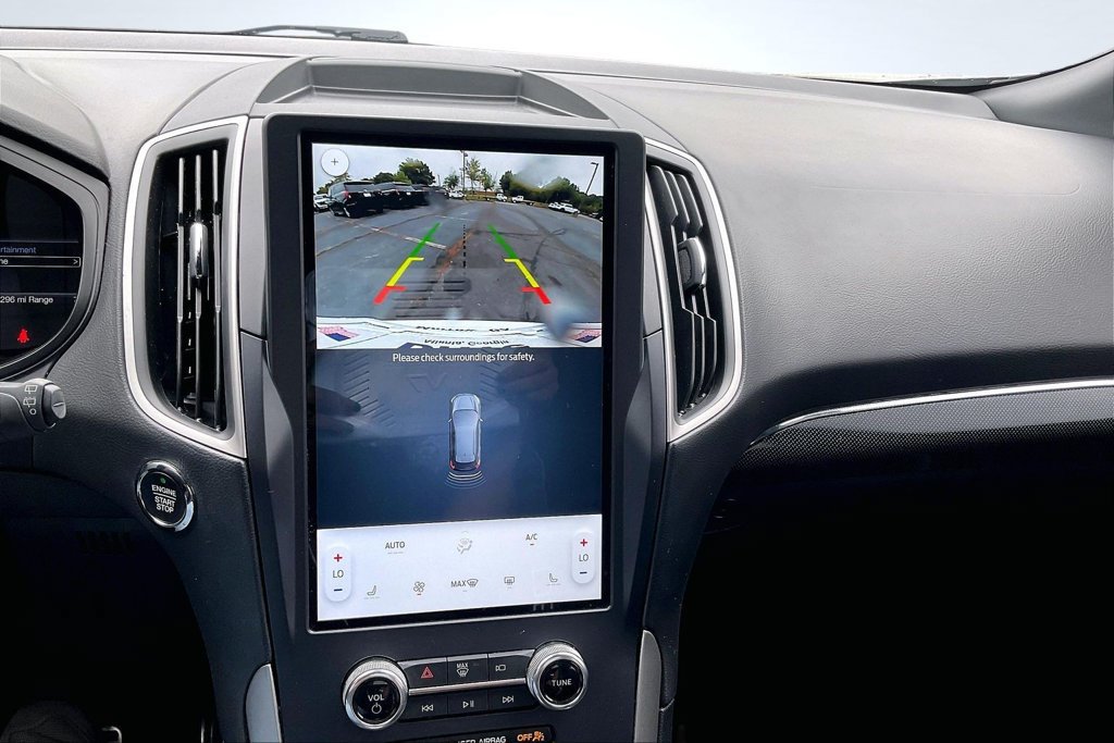 Certified 2022 Ford Edge ST-Line AWD/4WD image 16