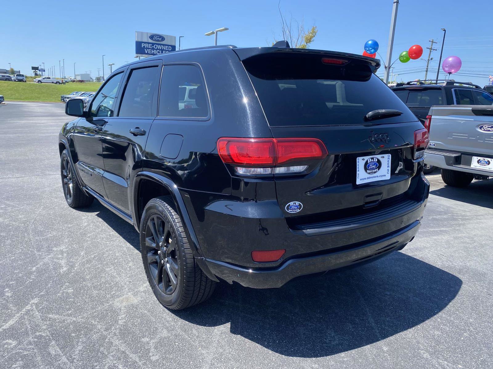 Used 2021 Jeep Grand Cherokee Laredo X RWD image 5