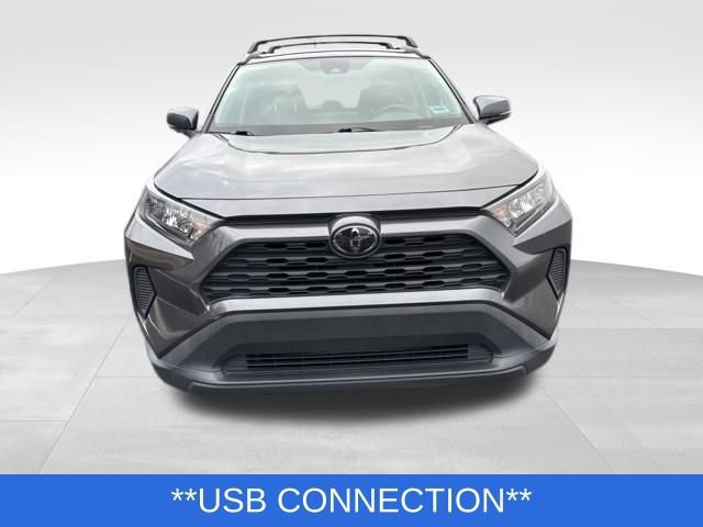 Used 2021 Toyota RAV4 LE image 7