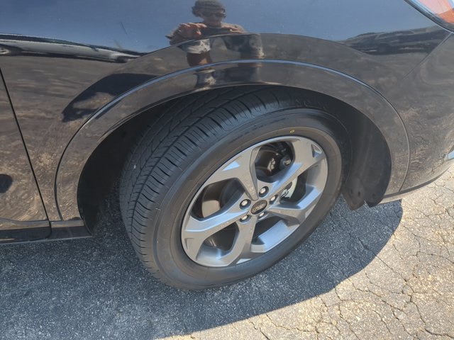 Certified 2024 Ford Escape ST-Line w/ Tech Pack #1 AWD/4WD image 11