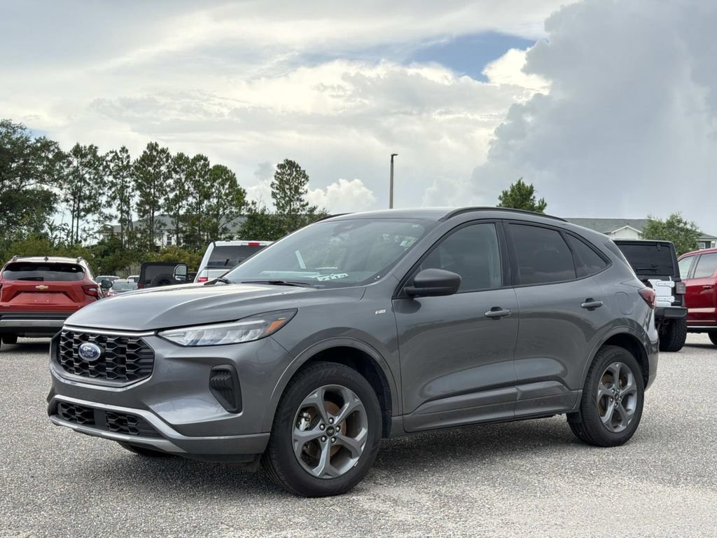 Certified 2024 Ford Escape ST-Line AWD/4WD image 8
