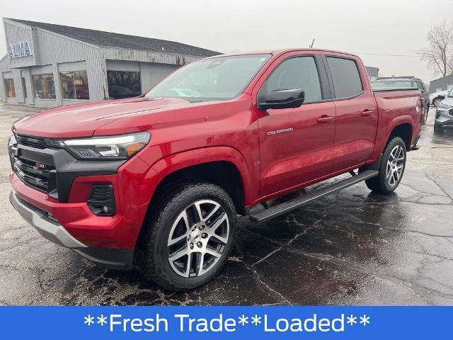 Used 2024 Chevrolet Colorado Z71 w/ Z71 Convenience Package 2 image 3