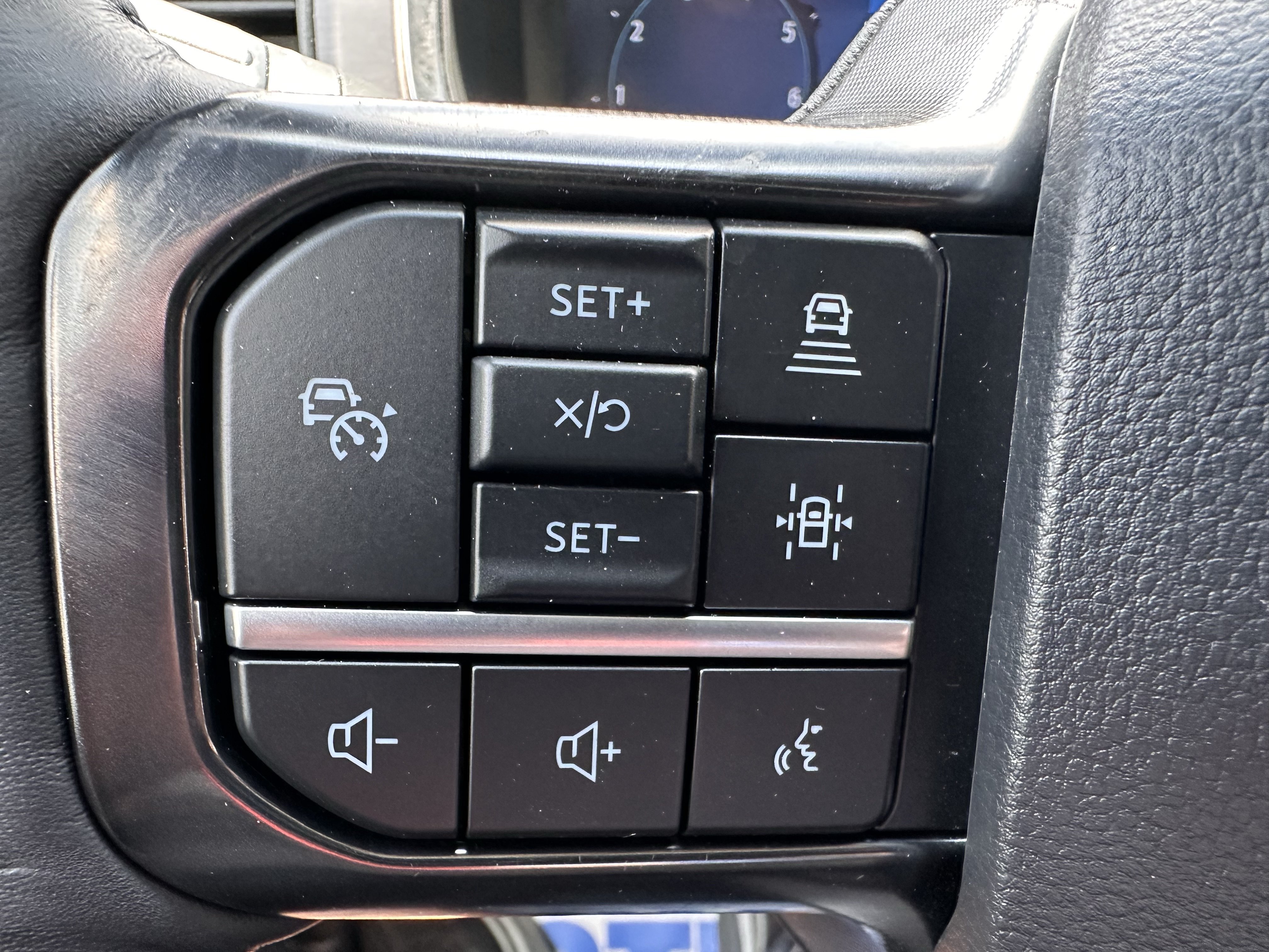 Certified 2025 Ford F150 Platinum AWD/4WD image 25