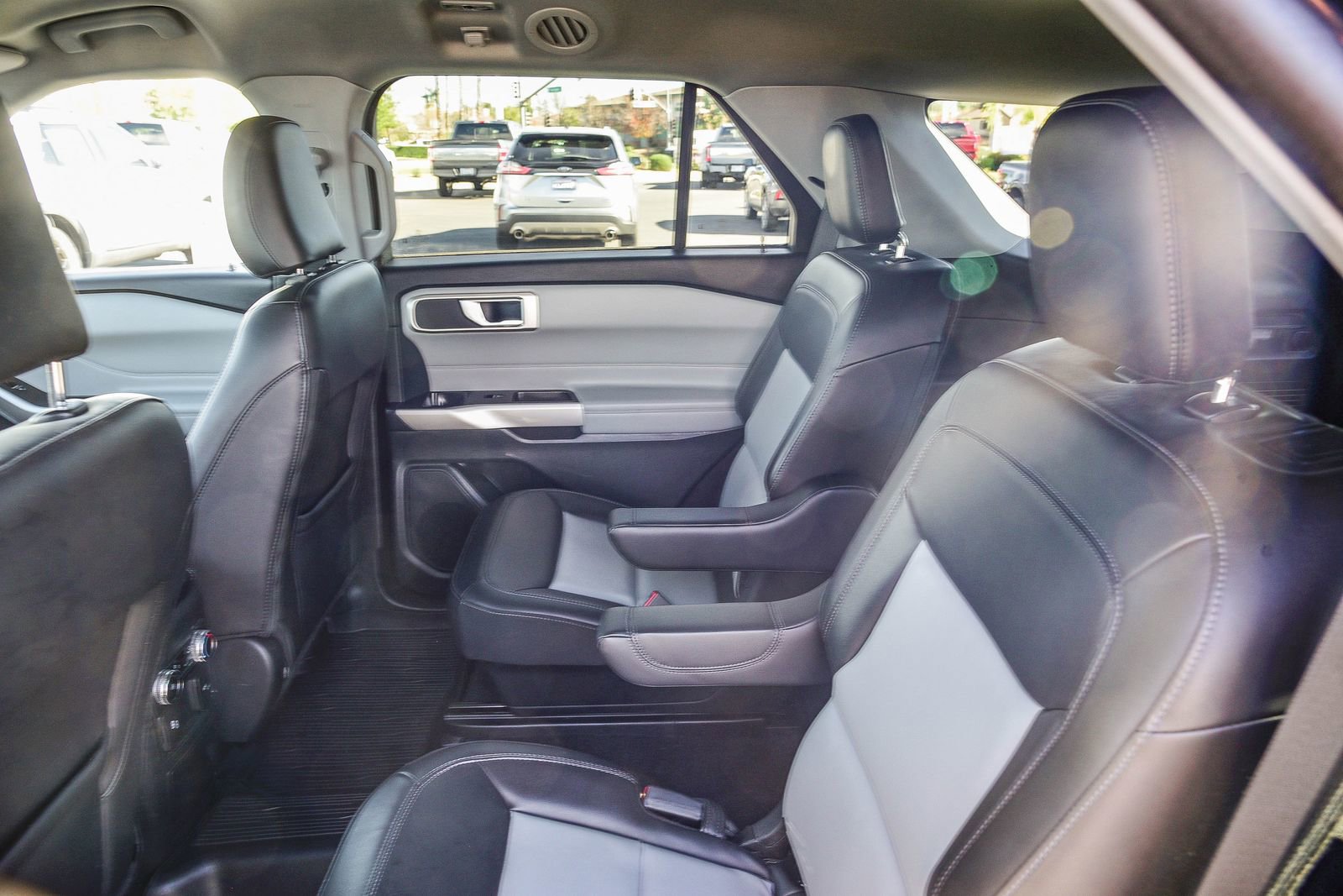 Certified 2023 Ford Explorer XLT w/ Equipment Group 202A image 17