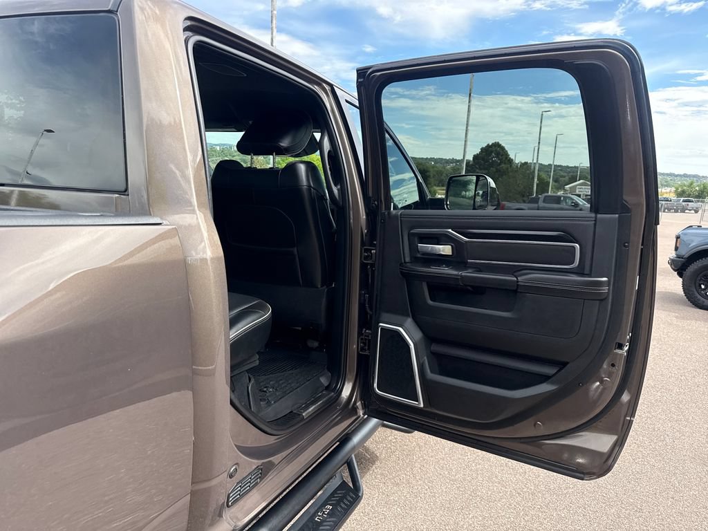 Used 2020 RAM 3500 Laramie AWD/4WD image 23