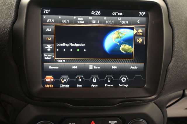 Used 2023 Jeep Renegade Latitude AWD/4WD image 11