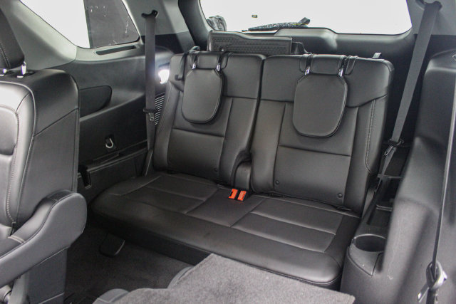 Certified 2023 Ford Explorer XLT w/ Equipment Group 202A AWD/4WD image 21