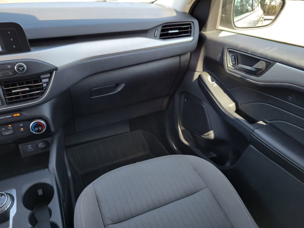 Certified 2022 Ford Escape S image 20
