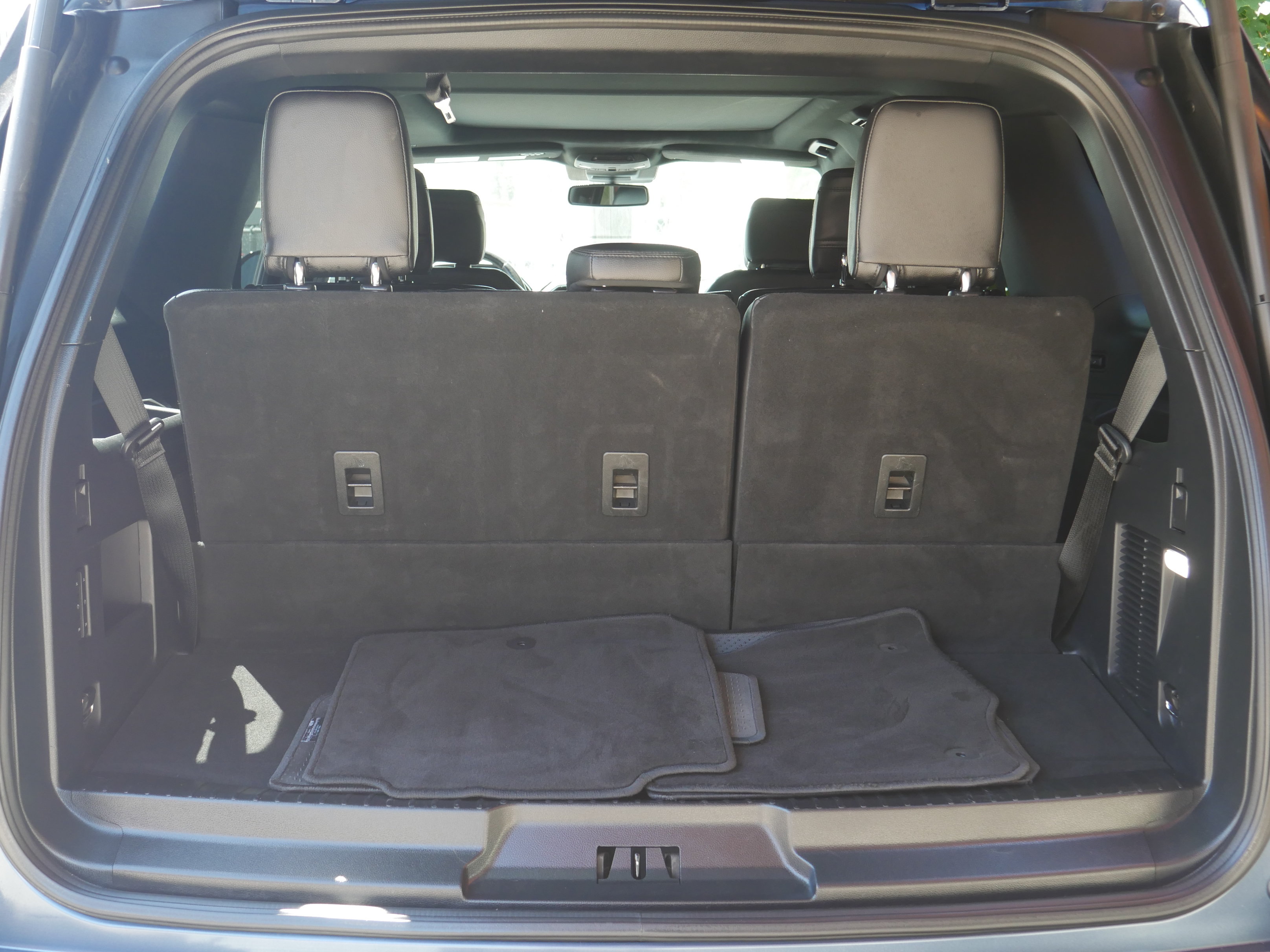 Certified 2019 Ford Expedition Limited w/ Equipment Group 302A AWD/4WD image 24