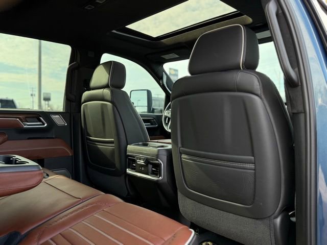 Used 2025 GMC Sierra 3500 Denali Ultimate AWD/4WD image 22