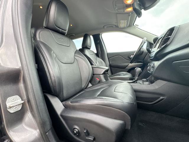 Used 2021 Jeep Cherokee Latitude Lux AWD/4WD image 21