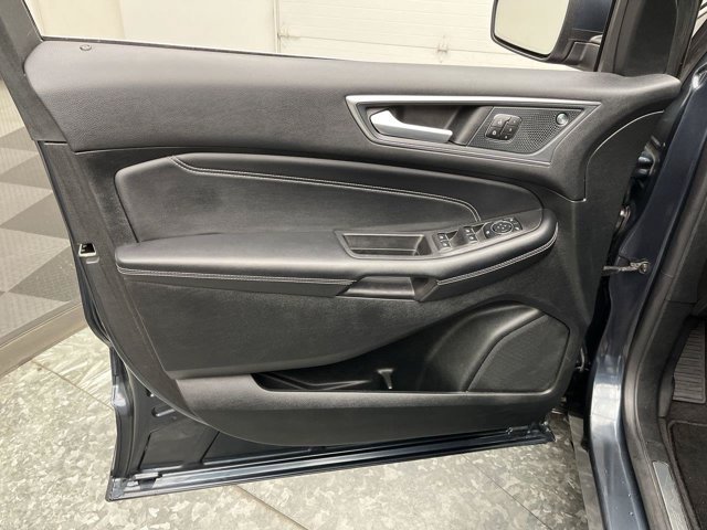 Certified 2024 Ford Edge Titanium w/ Equipment Group 301A AWD/4WD image 8