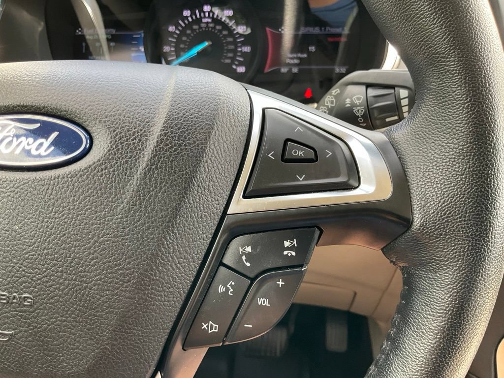 Certified 2020 Ford Edge Titanium AWD/4WD image 7
