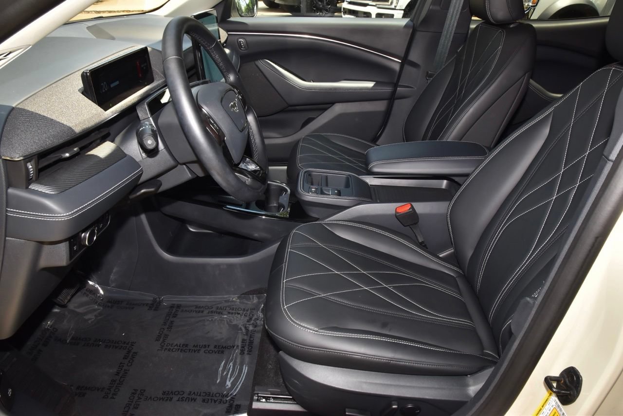 Certified 2025 Ford Mustang Mach-E Select w/ Comfort Package Lite AWD/4WD image 13