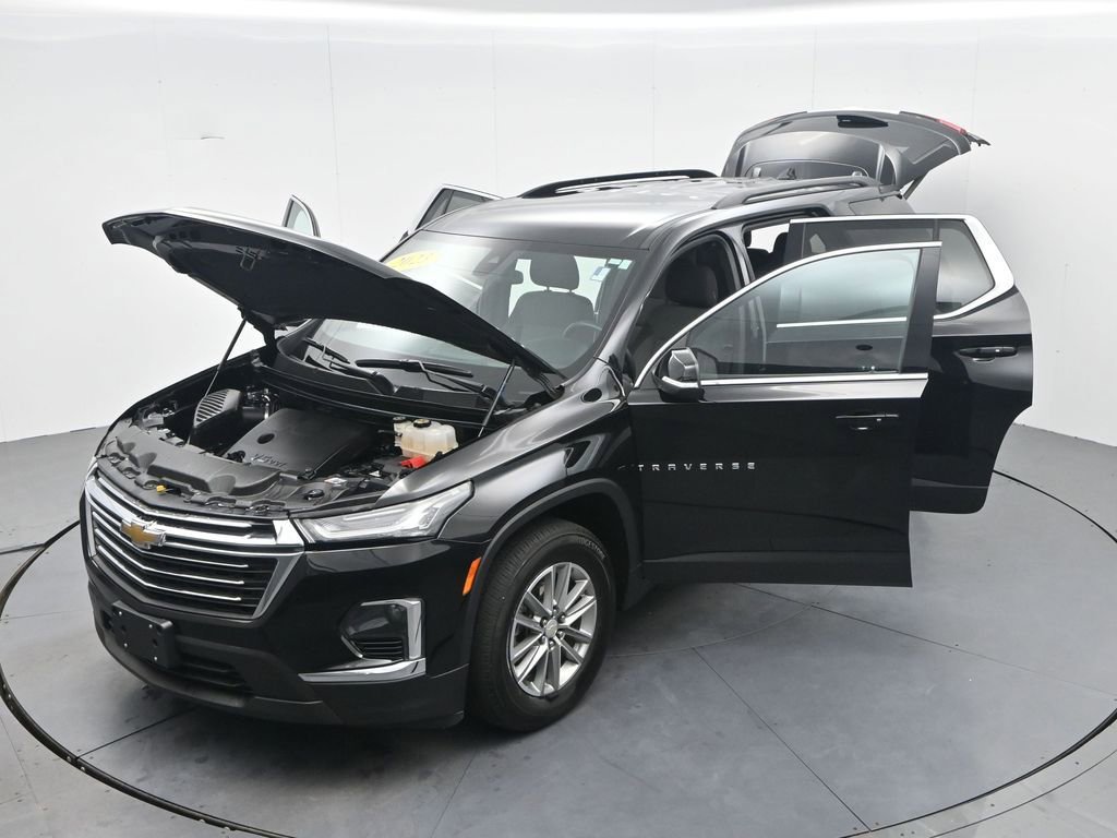 Used 2023 Chevrolet Traverse LT FWD image 39