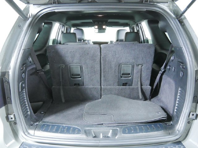 Used 2025 Dodge Durango GT AWD/4WD image 17