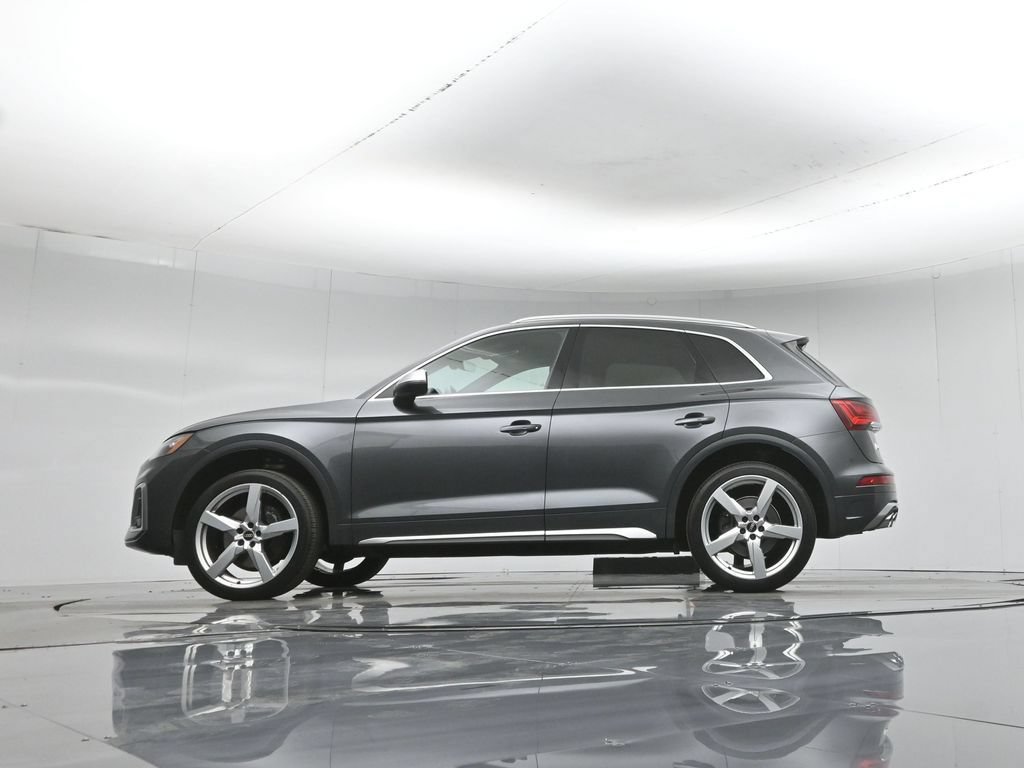 Used 2021 Audi SQ5 Premium w/ Convenience Package AWD/4WD image 8
