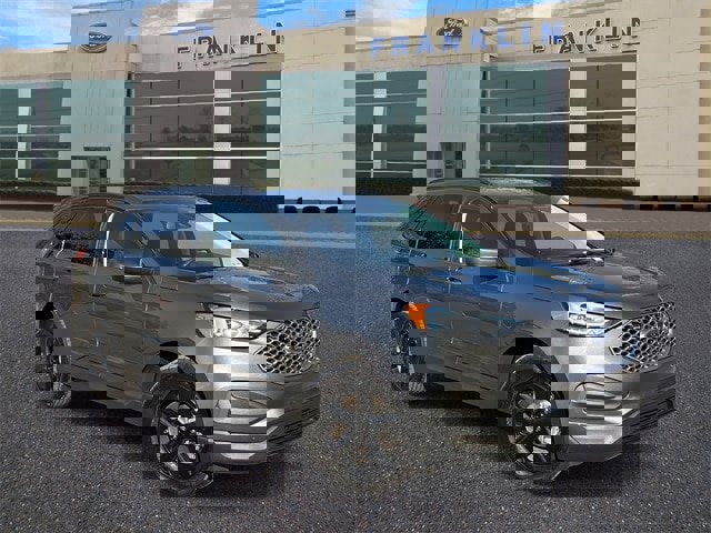 Certified 2024 Ford Edge SE image 1