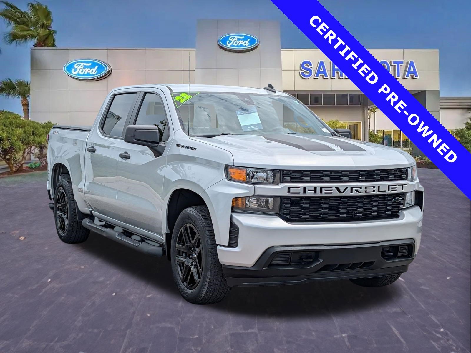 Used 2022 Chevrolet Silverado 1500 Custom w/ Rally Edition AWD/4WD image 1