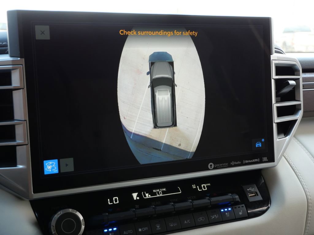Used 2024 Toyota Sequoia Capstone AWD/4WD image 38