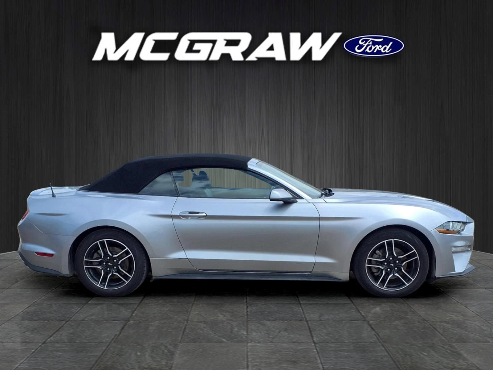 Certified 2023 Ford Mustang Premium RWD image 5