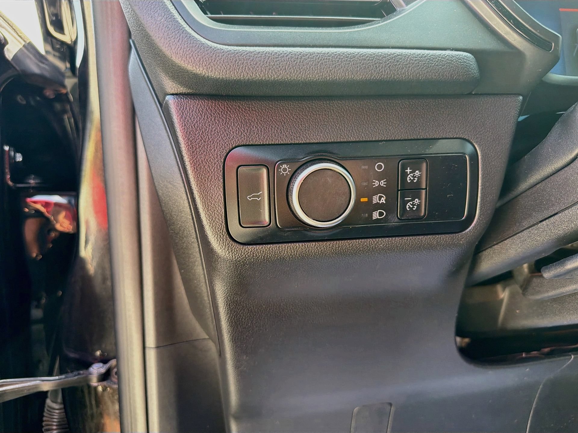 Certified 2024 Ford Escape ST-Line w/ Tech Pack #1 FWD image 10