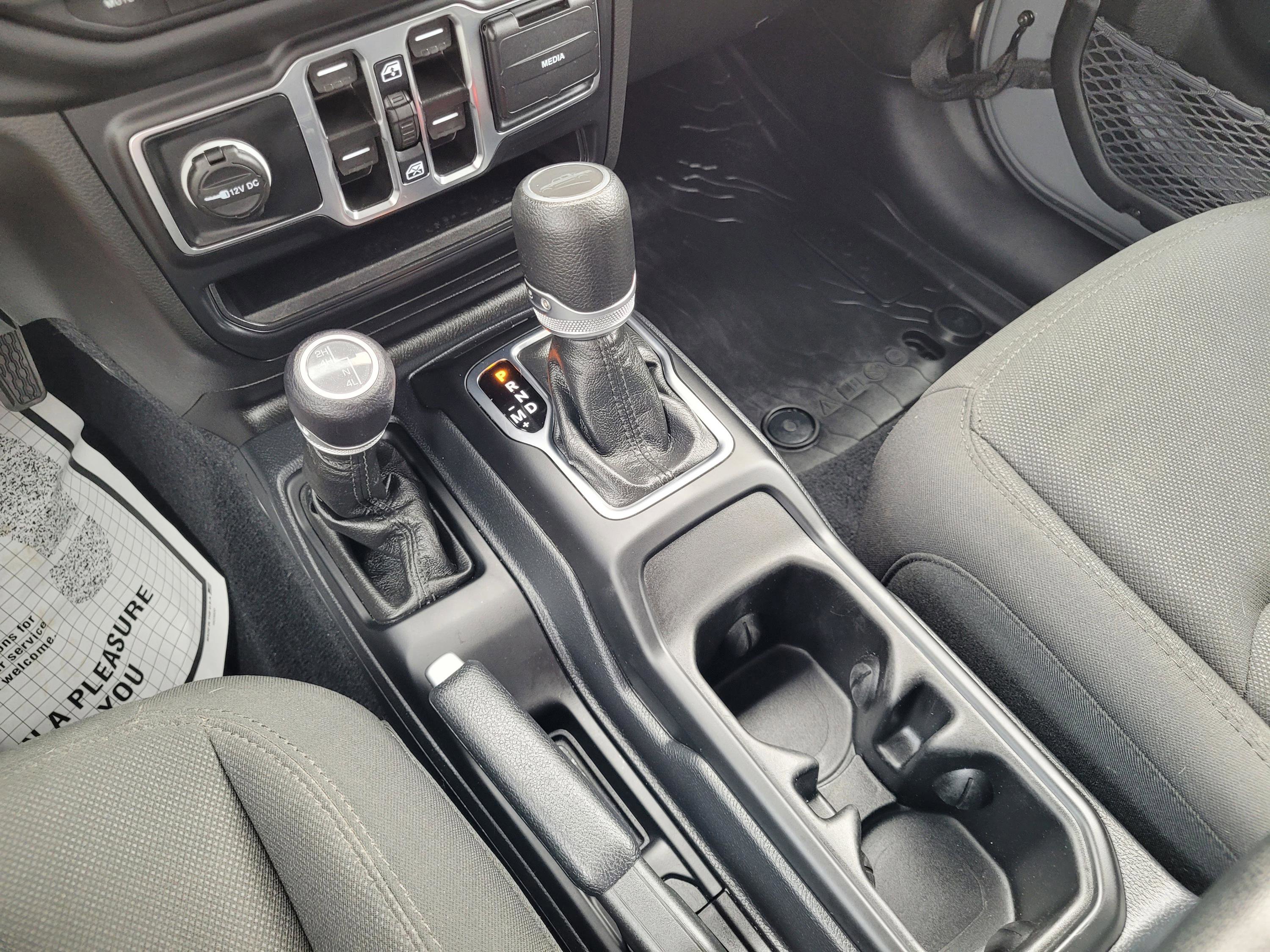 Used 2023 Jeep Gladiator Sport AWD/4WD image 23