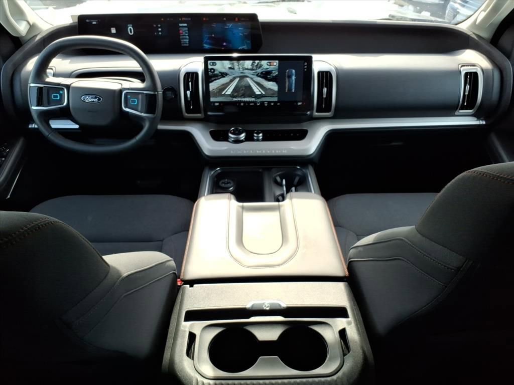 Certified 2025 Ford Expedition Max Active image 10