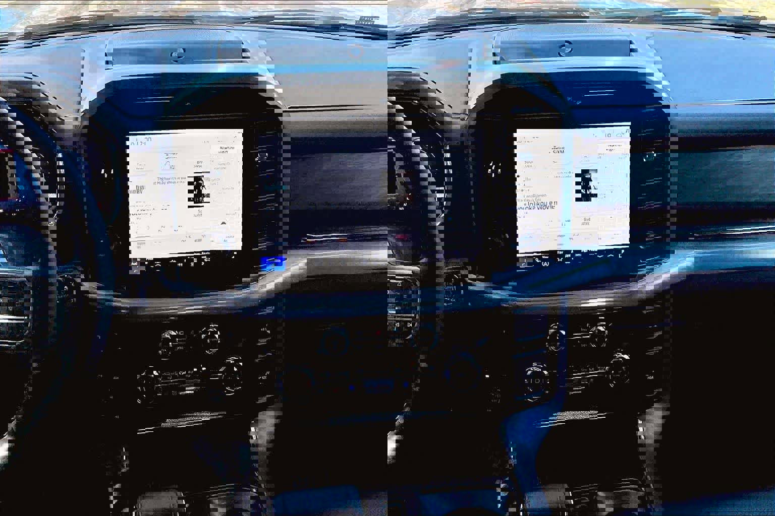 Certified 2025 Ford F150 Lariat w/ Equipment Group 501A Mid image 9