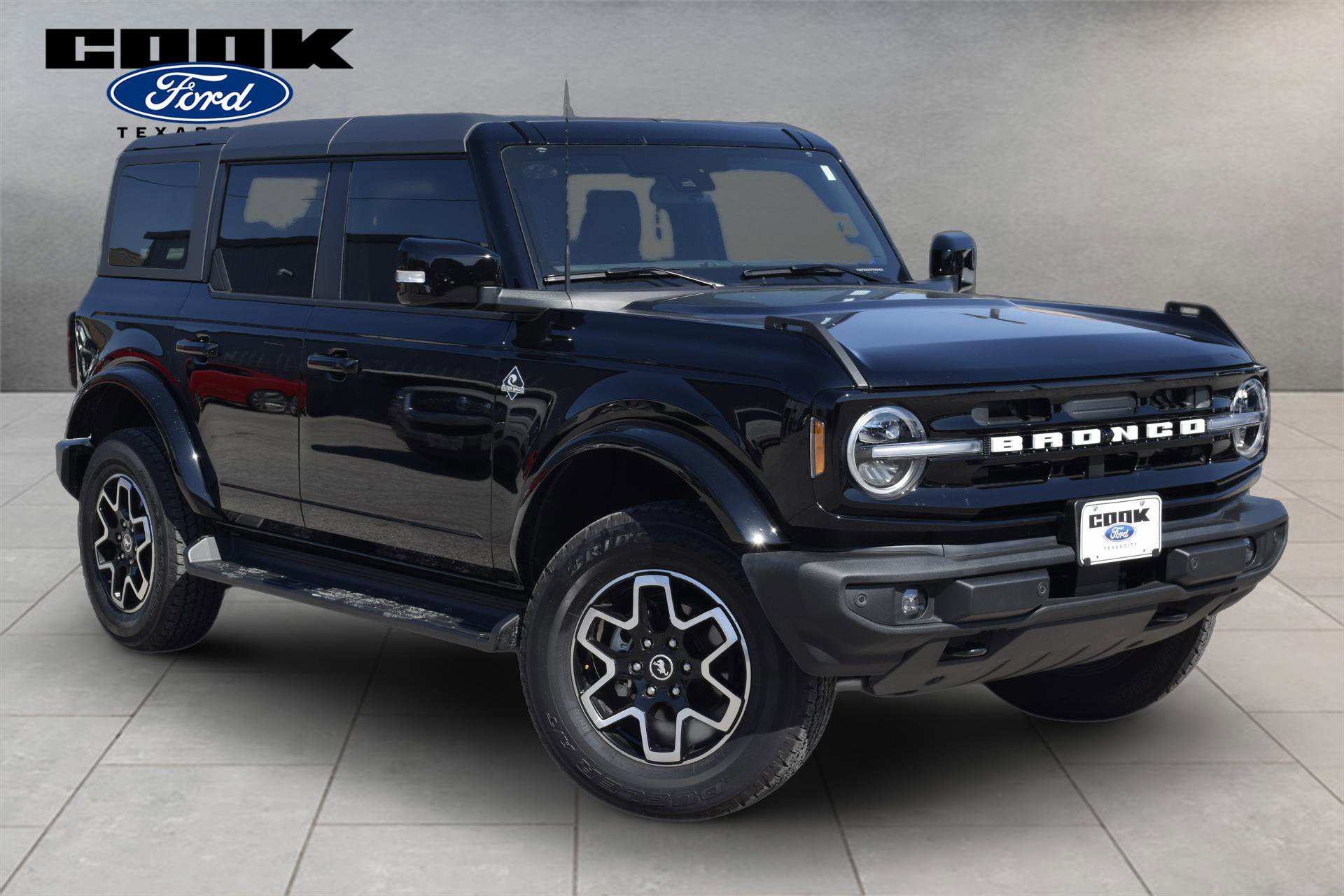 Certified 2025 Ford Bronco Outer Banks AWD/4WD image 3