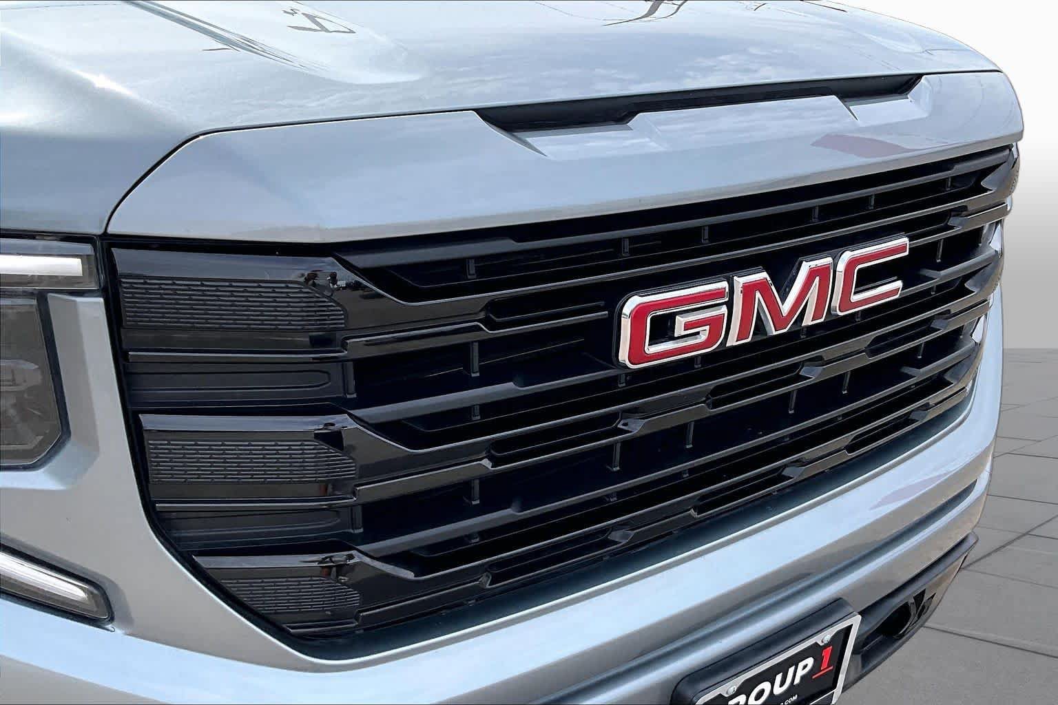 Used 2025 GMC Sierra 1500 Elevation w/ X31 Off-Road Package AWD/4WD image 28