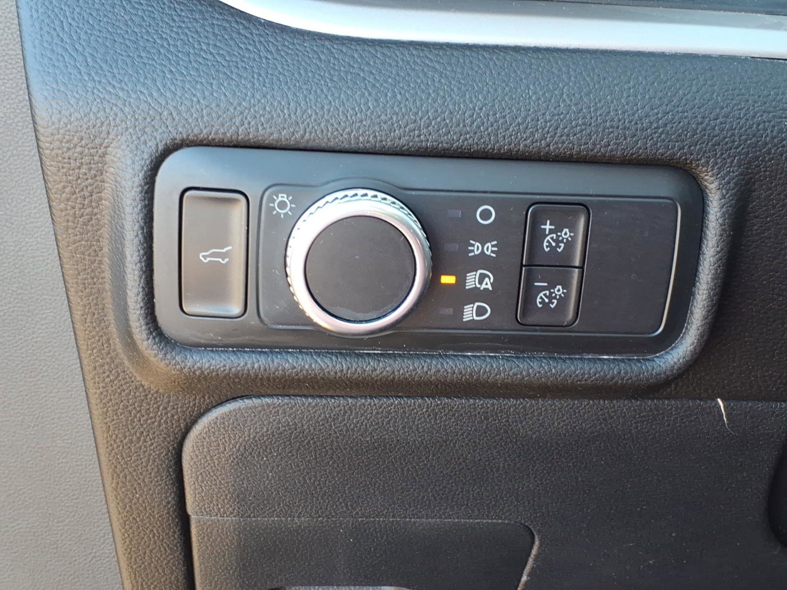 Certified 2022 Ford Explorer XLT image 16