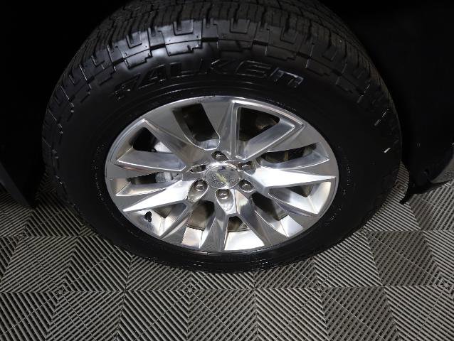 Used 2019 Chevrolet Silverado 1500 LTZ w/ LTZ Plus Package AWD/4WD image 30