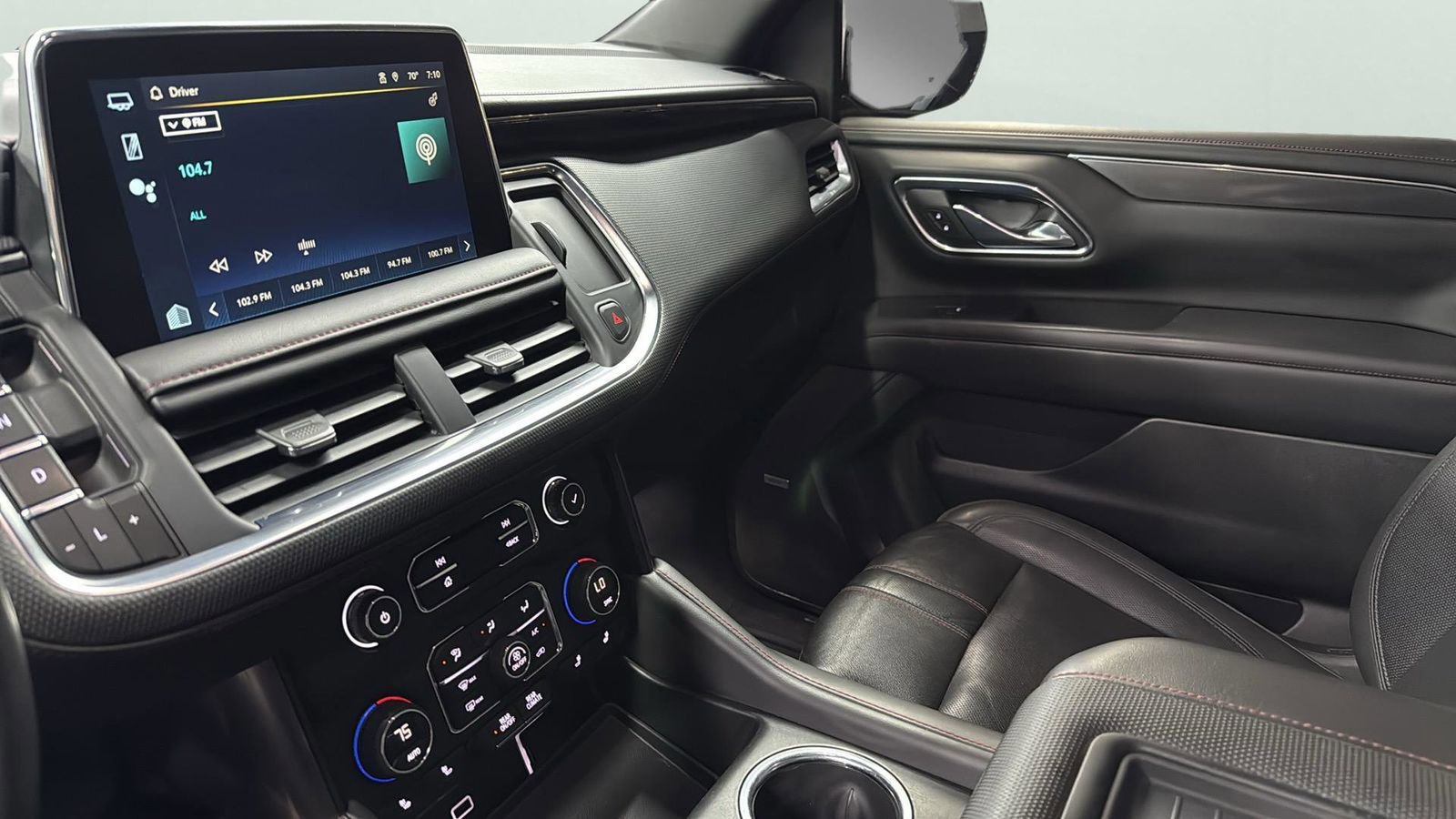 Used 2023 Chevrolet Tahoe RST w/ Luxury Package image 20