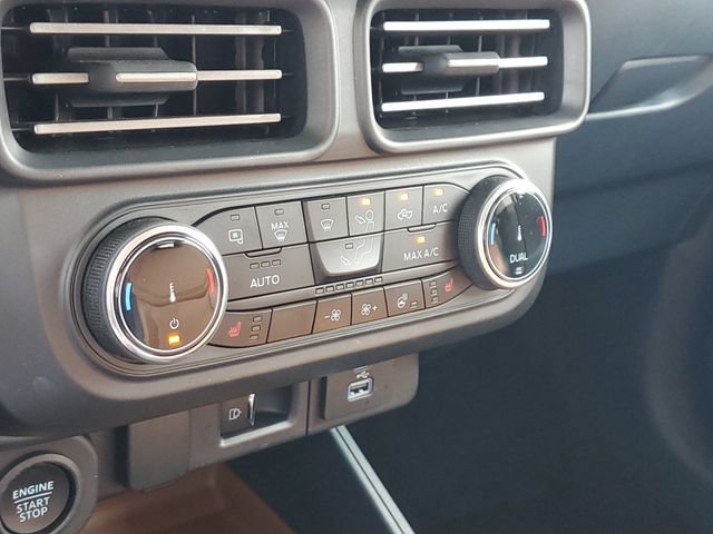 Certified 2023 Ford Maverick Lariat w/ Lariat Luxury Package FWD image 20