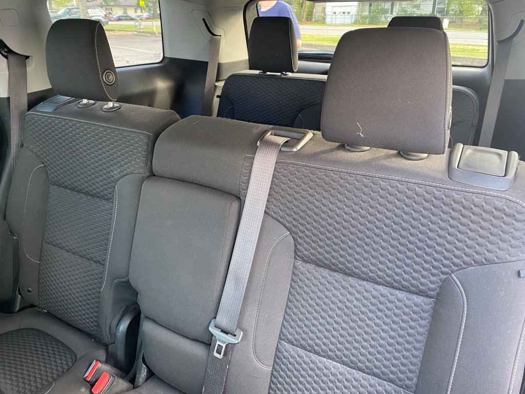 Used 2019 GMC Acadia SLE FWD image 29