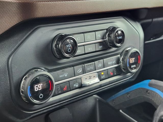 Certified 2023 Ford Bronco Outer Banks w/ Sasquatch Package AWD/4WD image 21