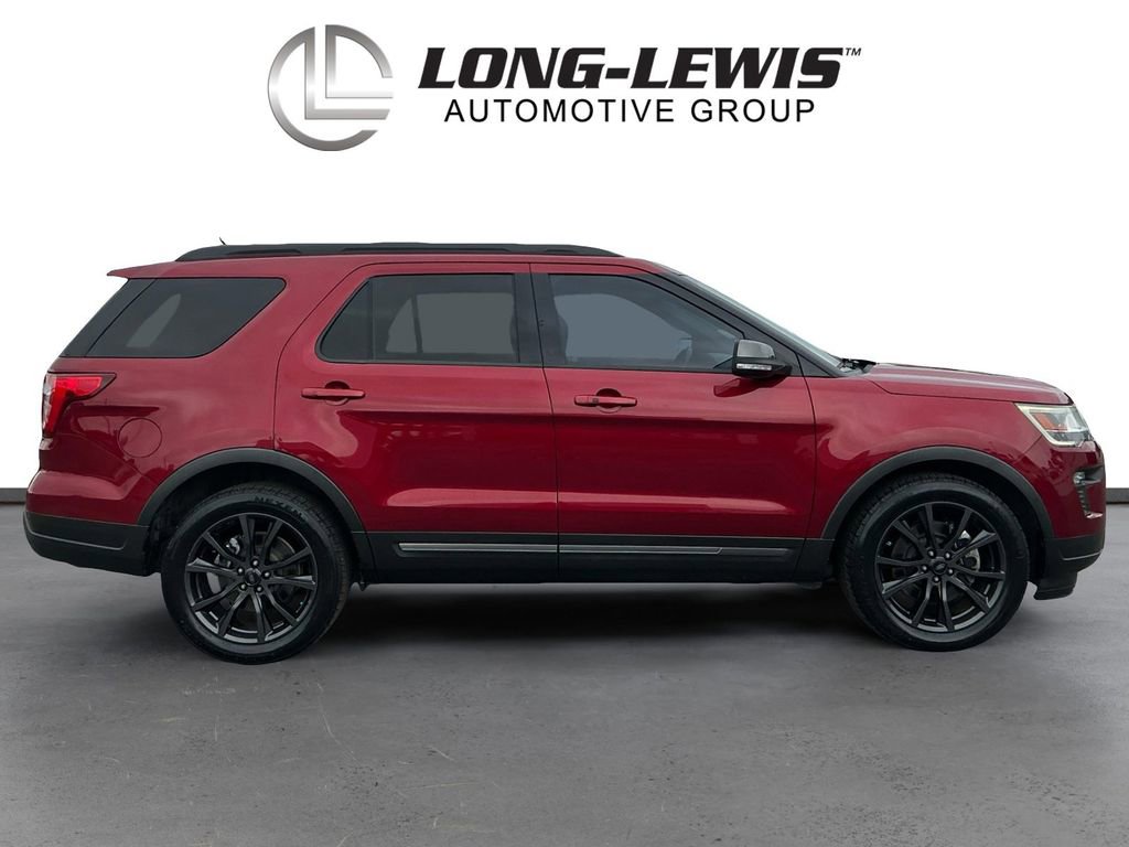 Certified 2019 Ford Explorer XLT w/ Equipment Group 202A FWD image 8