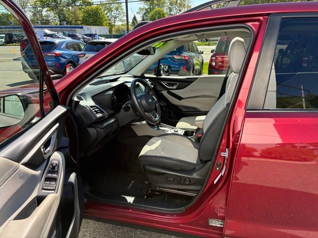 Used 2024 Subaru Forester Premium AWD/4WD image 17